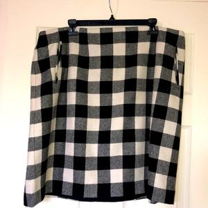 Talbots 18W black/ white check skirt